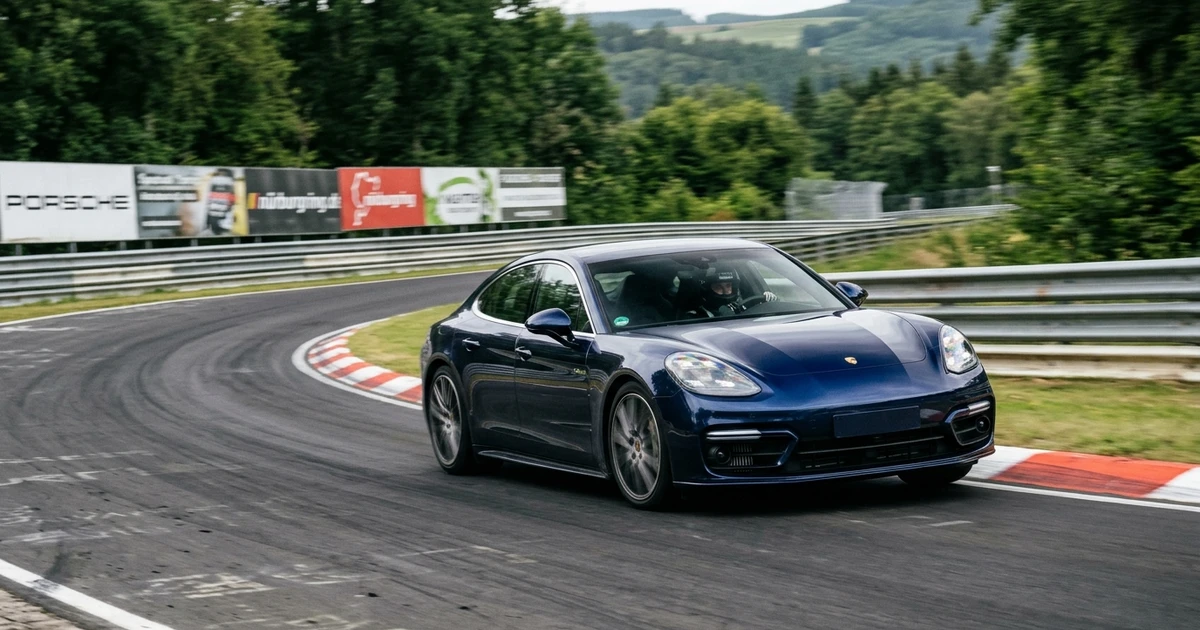 Oto nowe Porsche Panamera. W Zuffenhausen chyba zapomnieli o kamuflażu